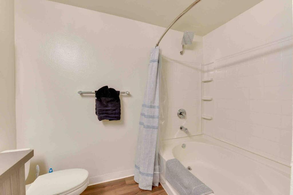 Nautical 2 Bedroom In The Of Heart Marina Del Rey Лос-Анджелес Экстерьер фото
